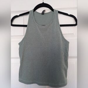 Vuori Pose Pylo Tank